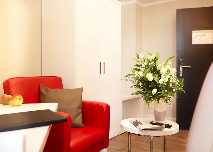 Hotel Domicil By Golden Tulip 3*