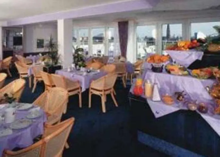 Domicil By Golden Tulip Hotel 3*